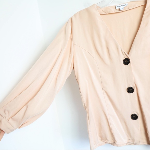 Frank & Oak pastel crème beige top M medium satin tencel black round buttons - Picture 5 of 8